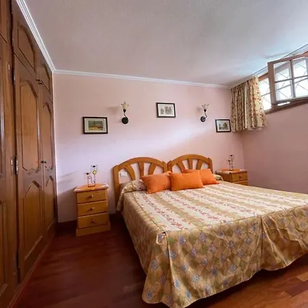 Neptuno Playa 17 Apartment *
